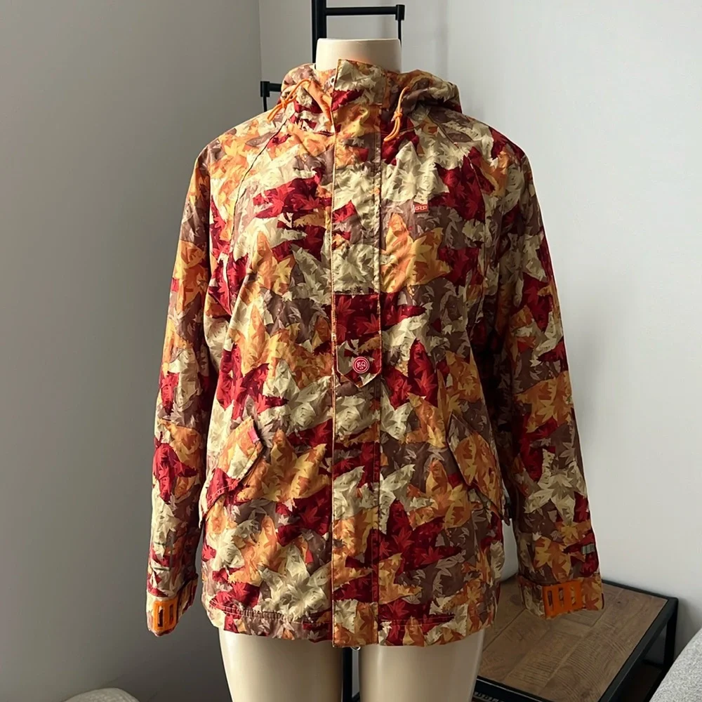 Four Square Winter Jacket - - Picture 2 of 16